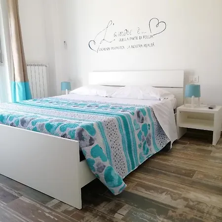 לינה וארוחת בוקר Sapore Di Mare Marina