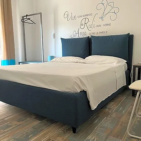 לינה וארוחת בוקר Sapore Di Mare Marina